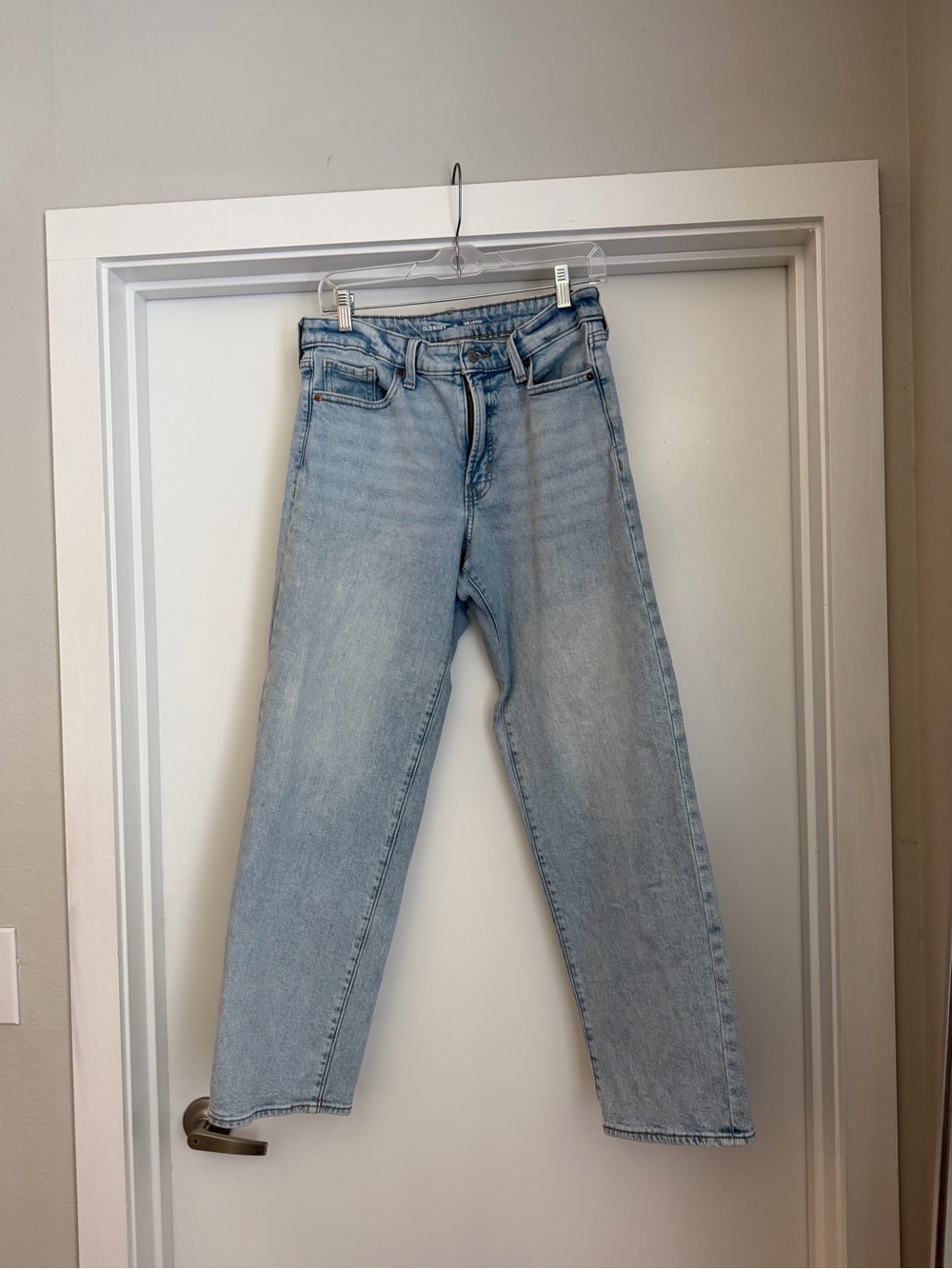 Old Navy Light Wash Straight Jeans - Pale Blue Denim